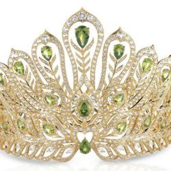Сила стойкости: Анна выигрывает корону Мисс Вселенная Таиланд
